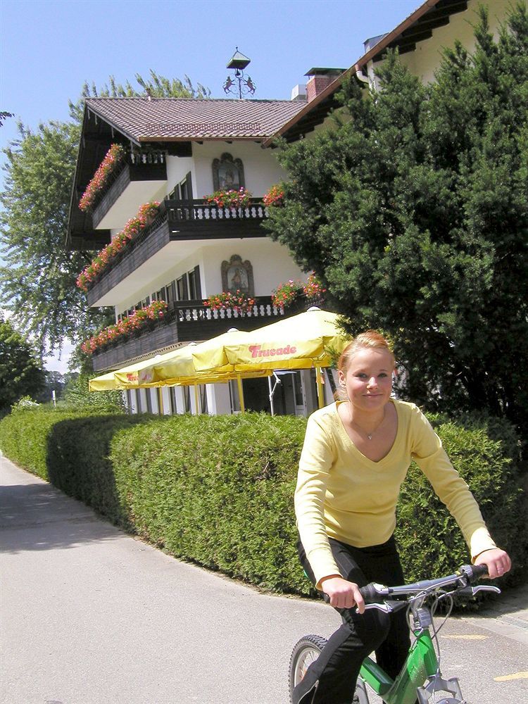 Hôtel Farbinger Hof à Bernau am Chiemsee Extérieur photo